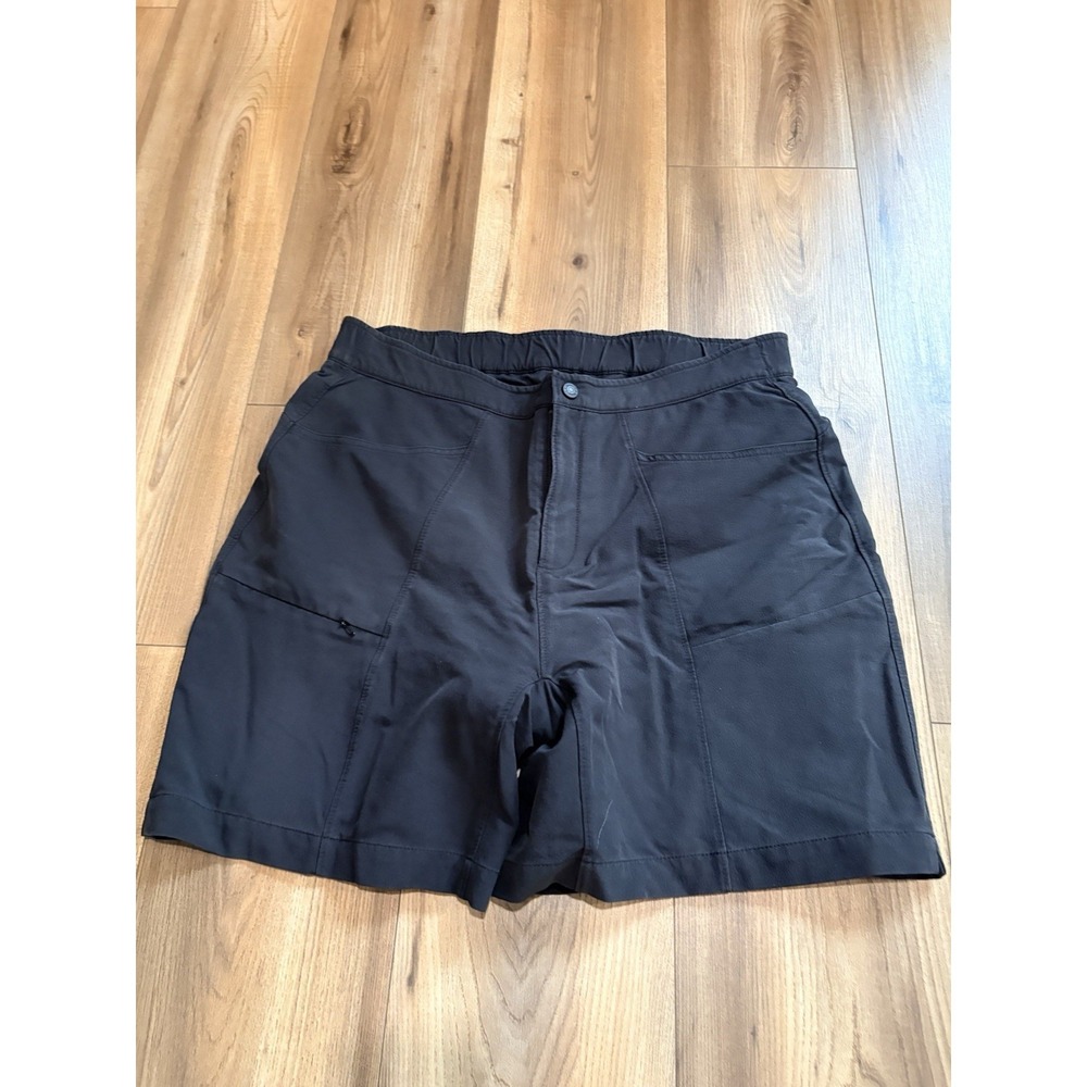 L.L. Bean Women's Black Bike/Active Shorts